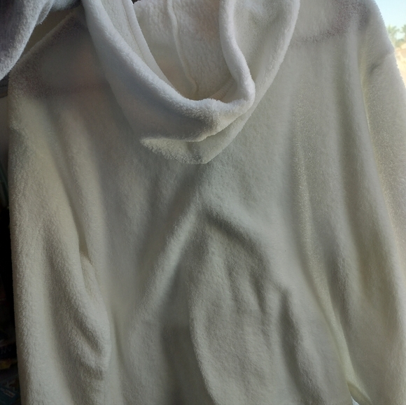 Large plush cozy jacket used great condition - Picture 5 of 6